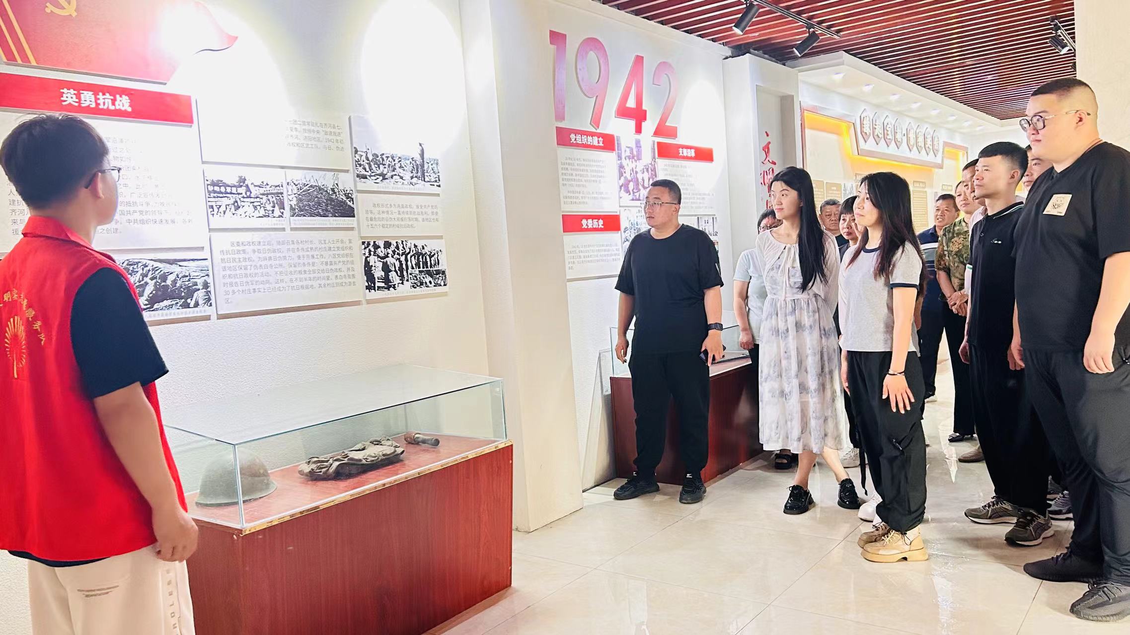 机关红色教育1.jpg