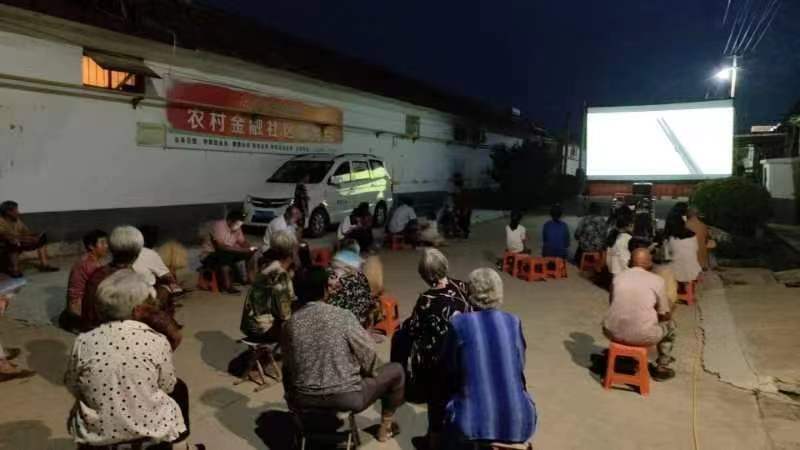 红色电影3.jpg